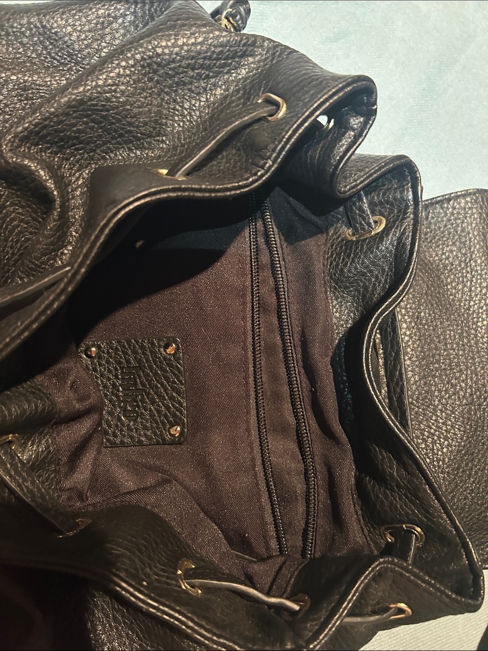 Black Leather Drawstring Backpack - Picture 4 of 4